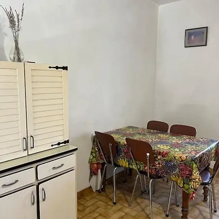 Holiday home Au Bord De L'eau *